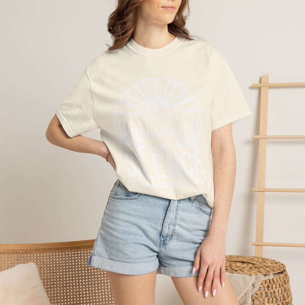 I like silence and zero people T-Shirt